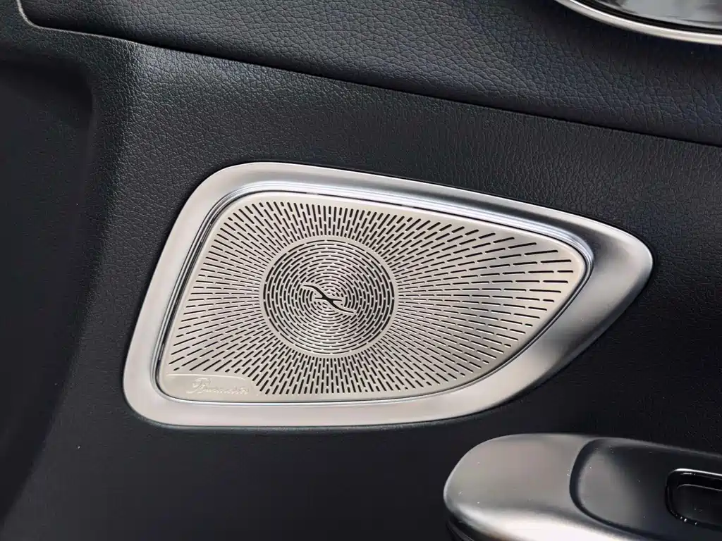 Mercedes-Benz C-Class — миниатюра 10