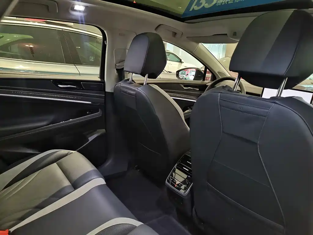 Volkswagen ID.7 VIZZION — миниатюра 5