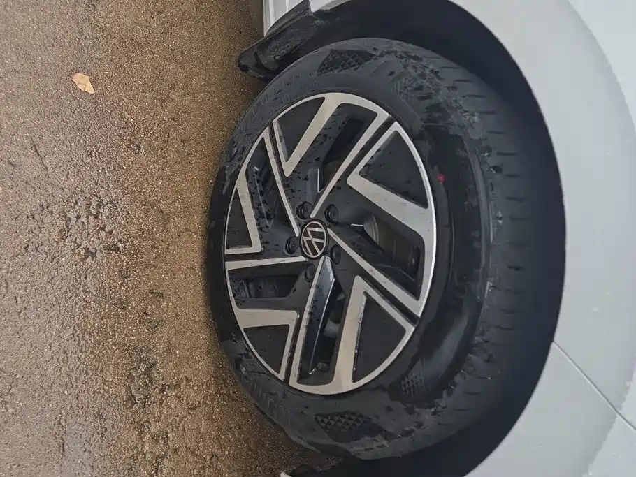 Volkswagen Sagitar — миниатюра 6
