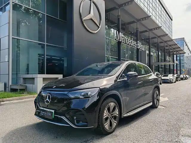 Mercedes-Benz EQE