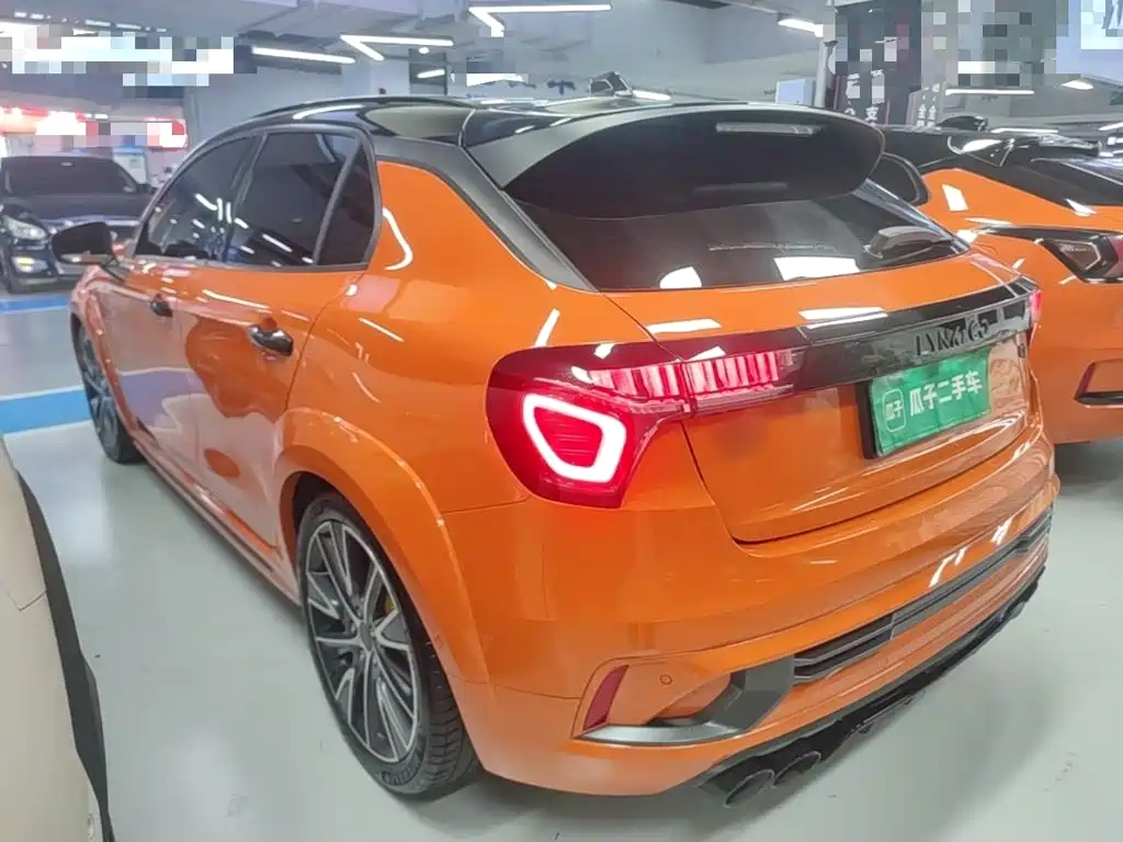 Lynk & Co 02 Hatchback — миниатюра 5