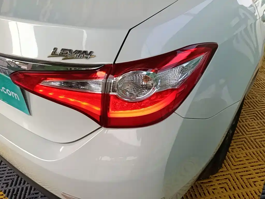 Toyota Levin — миниатюра 8