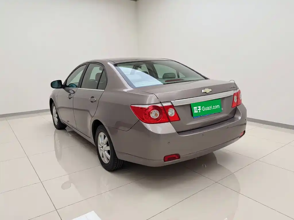 Chevrolet Epica — миниатюра 4