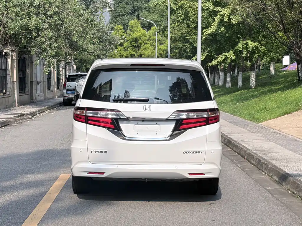 Honda Odyssey — миниатюра 5