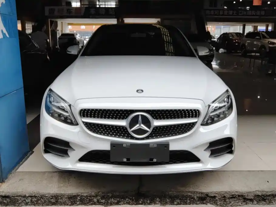Mercedes-Benz C-Class — миниатюра 2