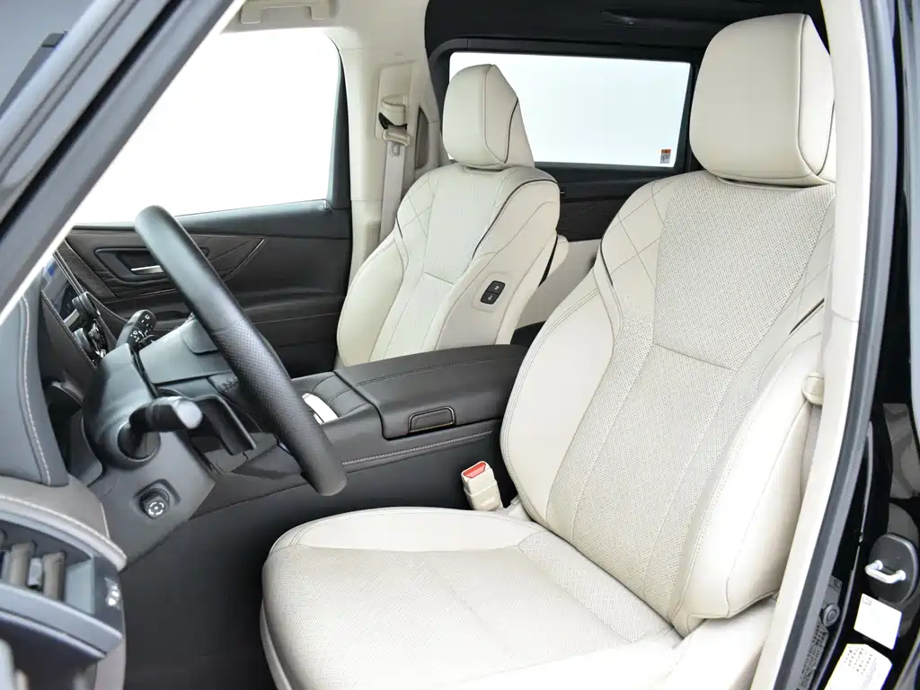 Toyota Vellfire — миниатюра 16