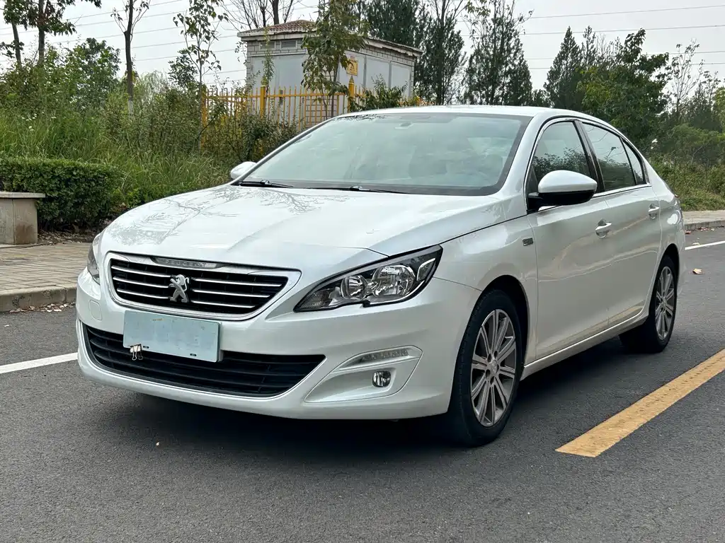 Peugeot 408