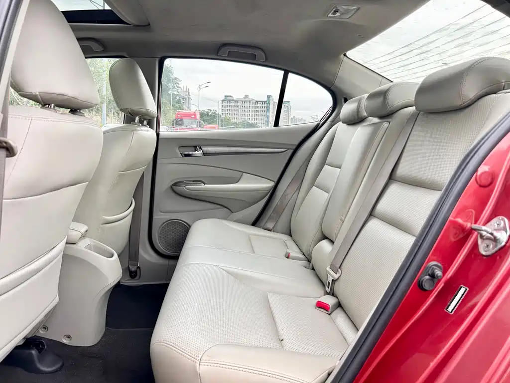 Honda City Classic — миниатюра 7