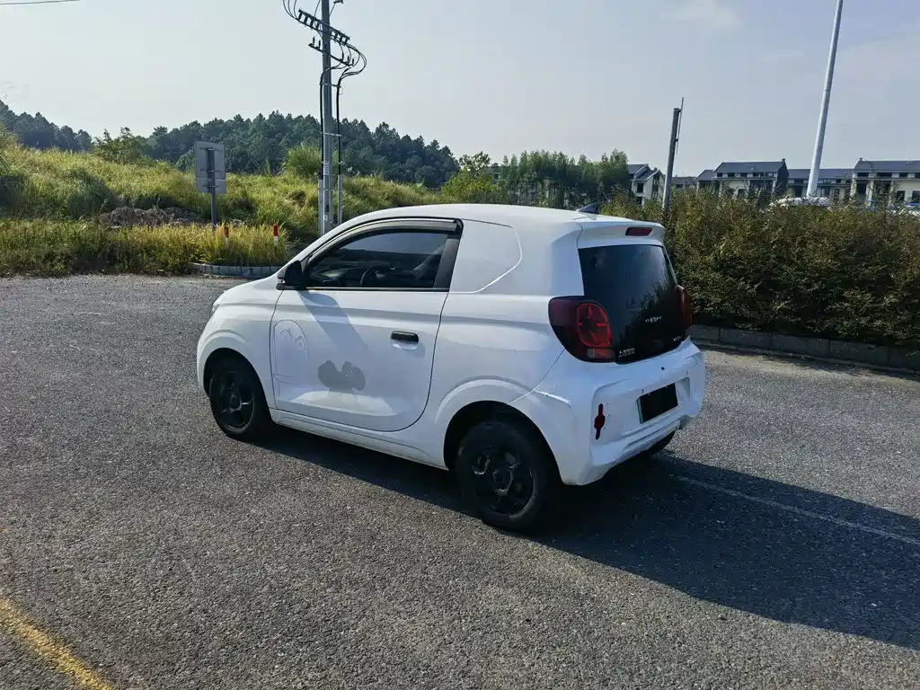 Roewe Clever — миниатюра 4