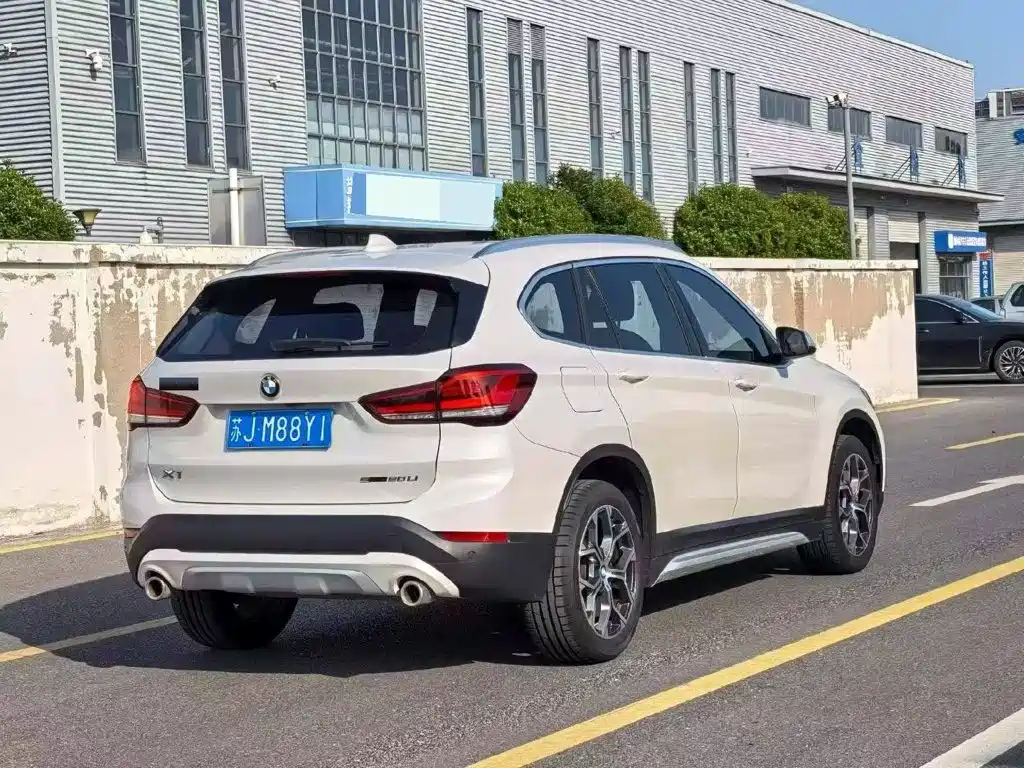 BMW X1 — миниатюра 7