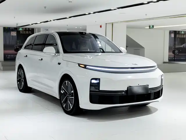 Li Auto L7