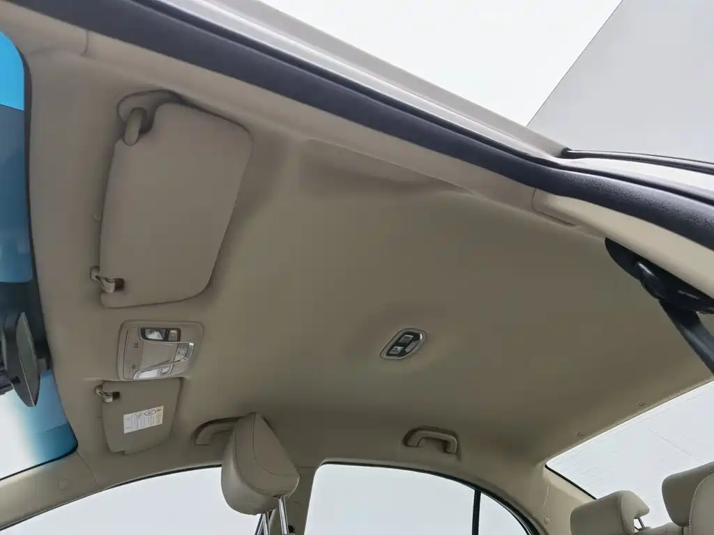 Geely Emgrand — миниатюра 14