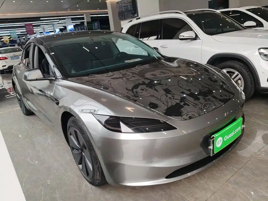 Tesla Model 3 — миниатюра 4