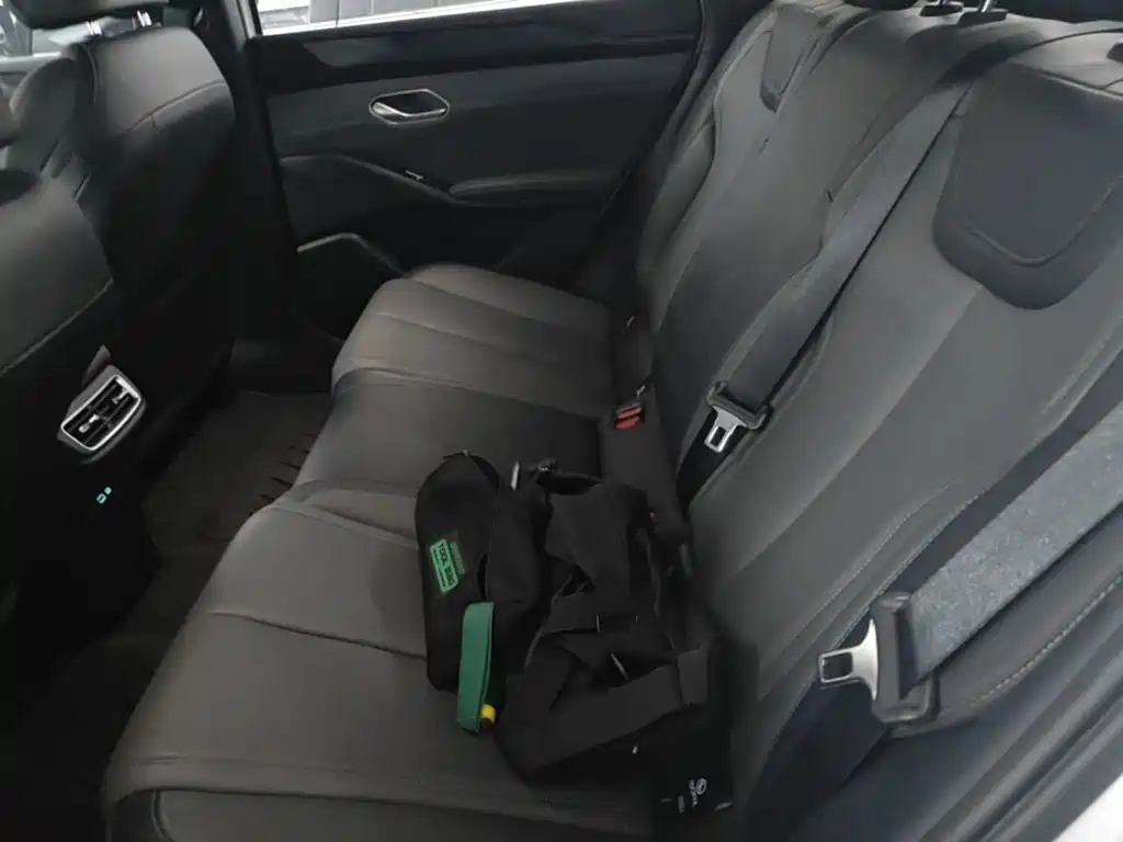 BYD Qin L — миниатюра 17