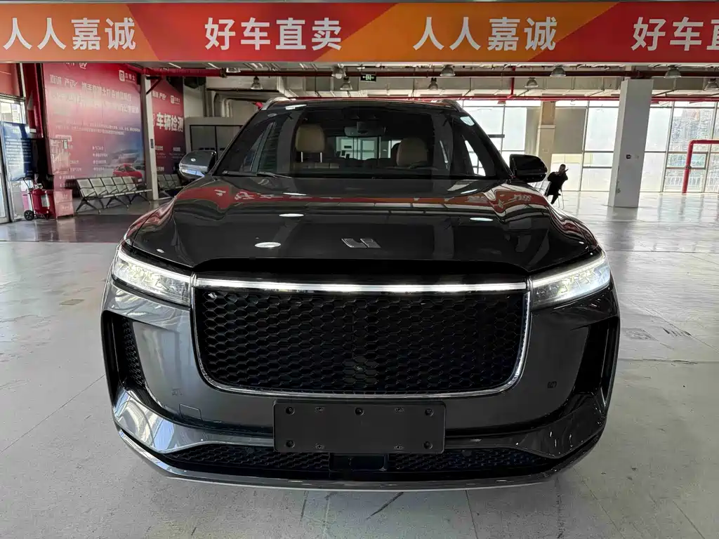 Li Auto Li ONE — миниатюра 2