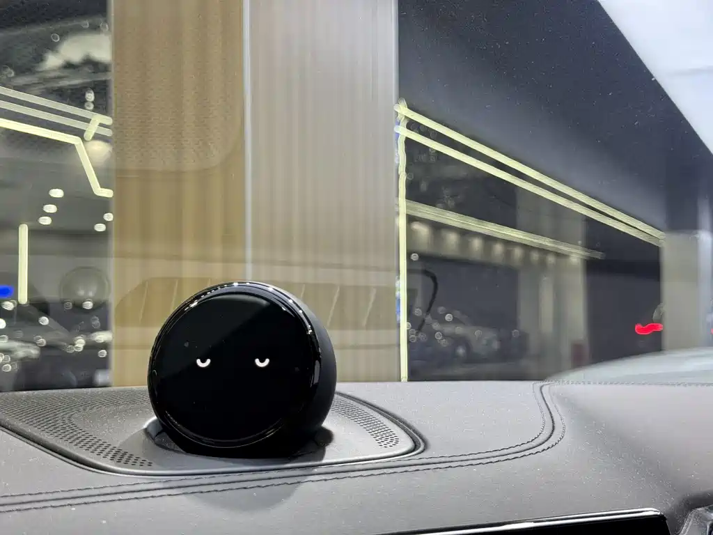NIO ES6 — миниатюра 13