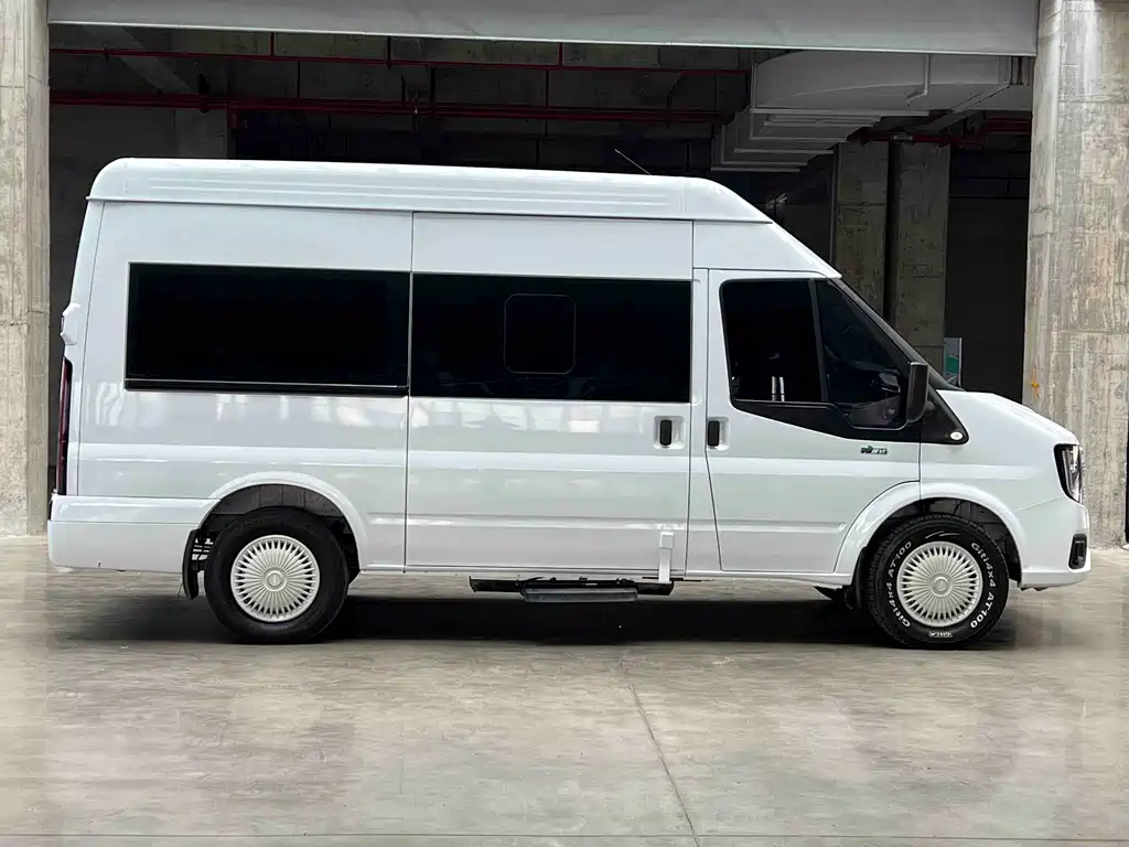JMC JMC Fushun — миниатюра 6
