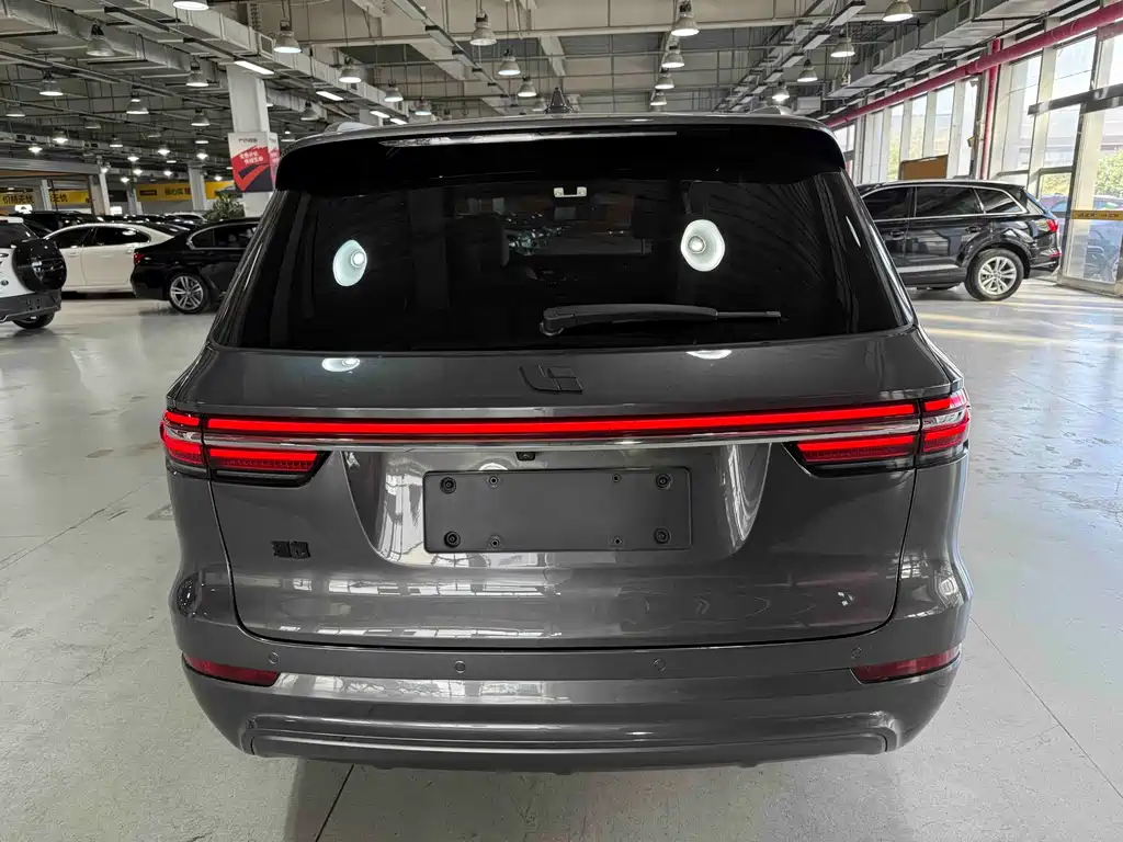 Li Auto Li ONE — миниатюра 18
