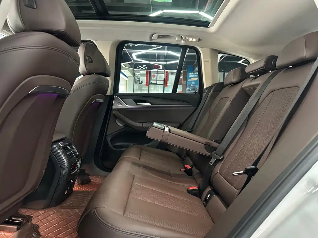 BMW X3 — миниатюра 10