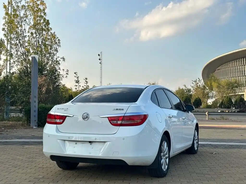 Buick Excelle — миниатюра 4