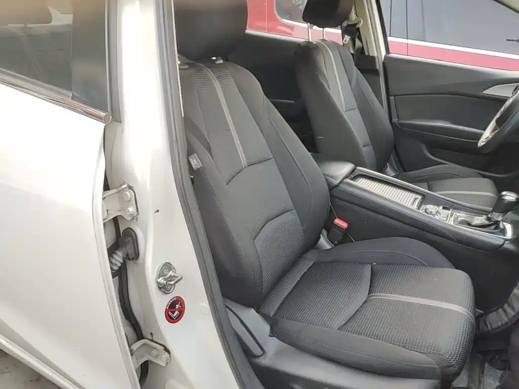 Mazda 3 Axela — миниатюра 25