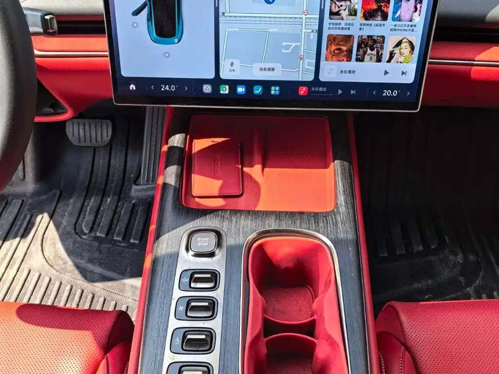 Xiaomi SU7 — миниатюра 10