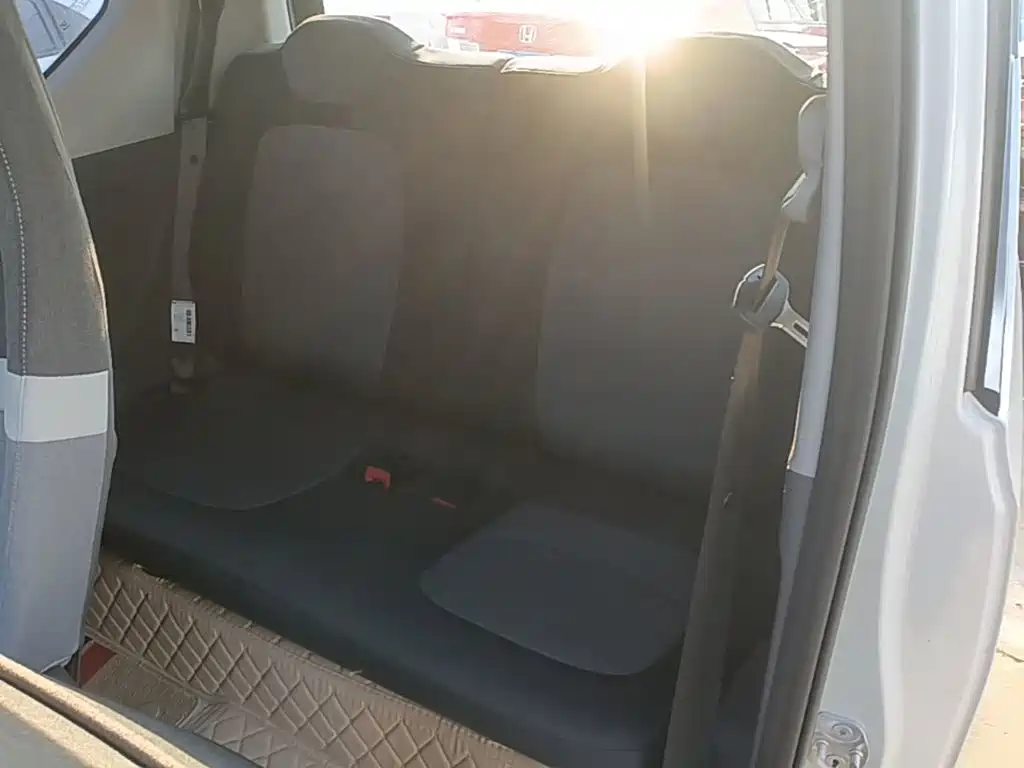 Wuling MINIEV — миниатюра 17
