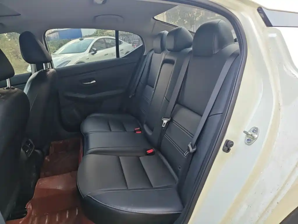 Nissan Sylphy — миниатюра 17