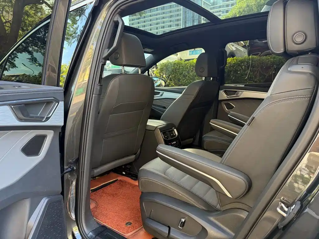Volkswagen Talagon — миниатюра 5