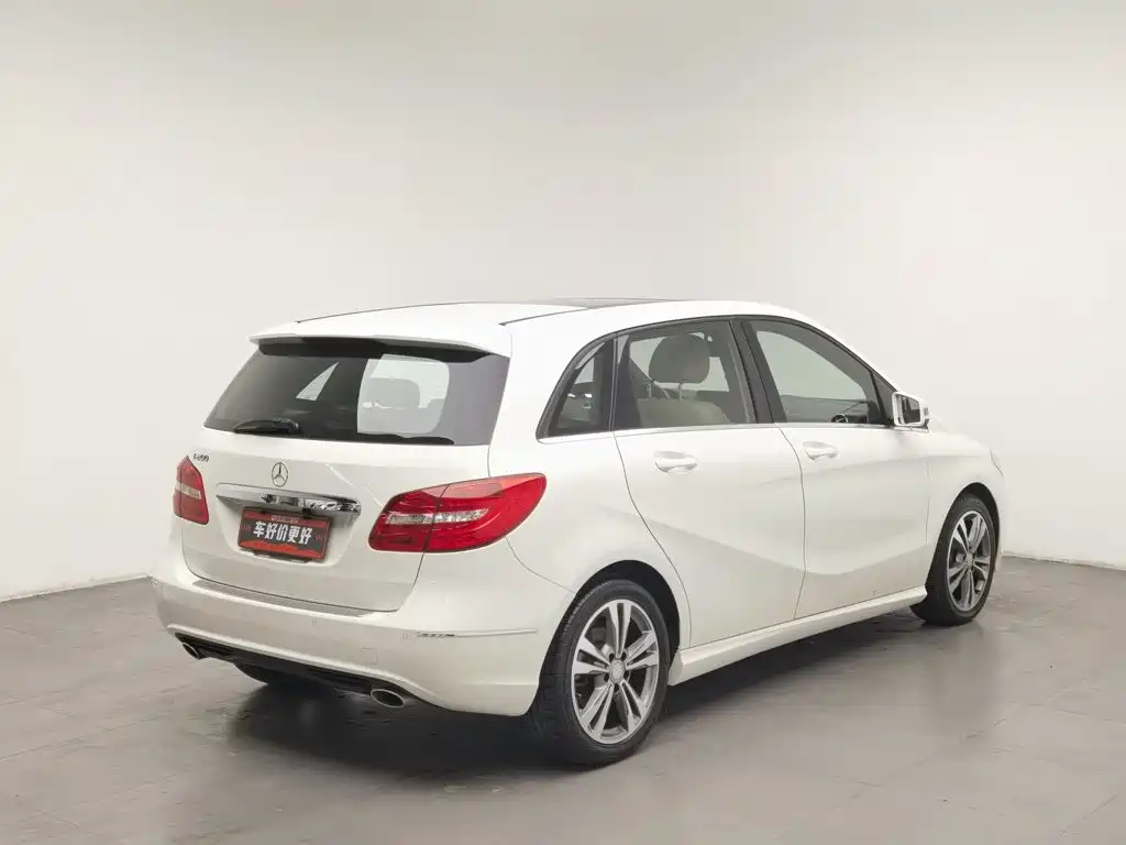 Mercedes-Benz B-Class — миниатюра 2