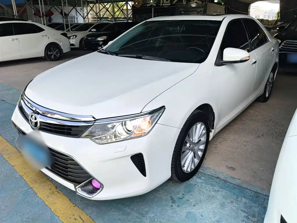 Toyota Camry 2016