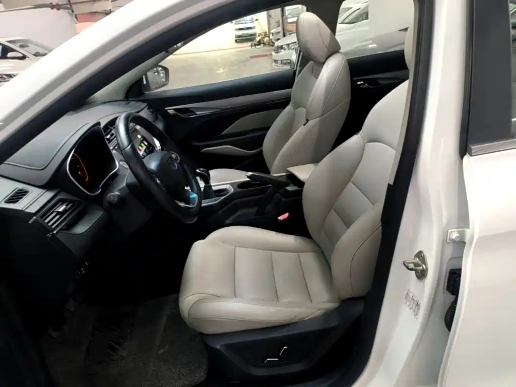 Geely Binrui — миниатюра 15