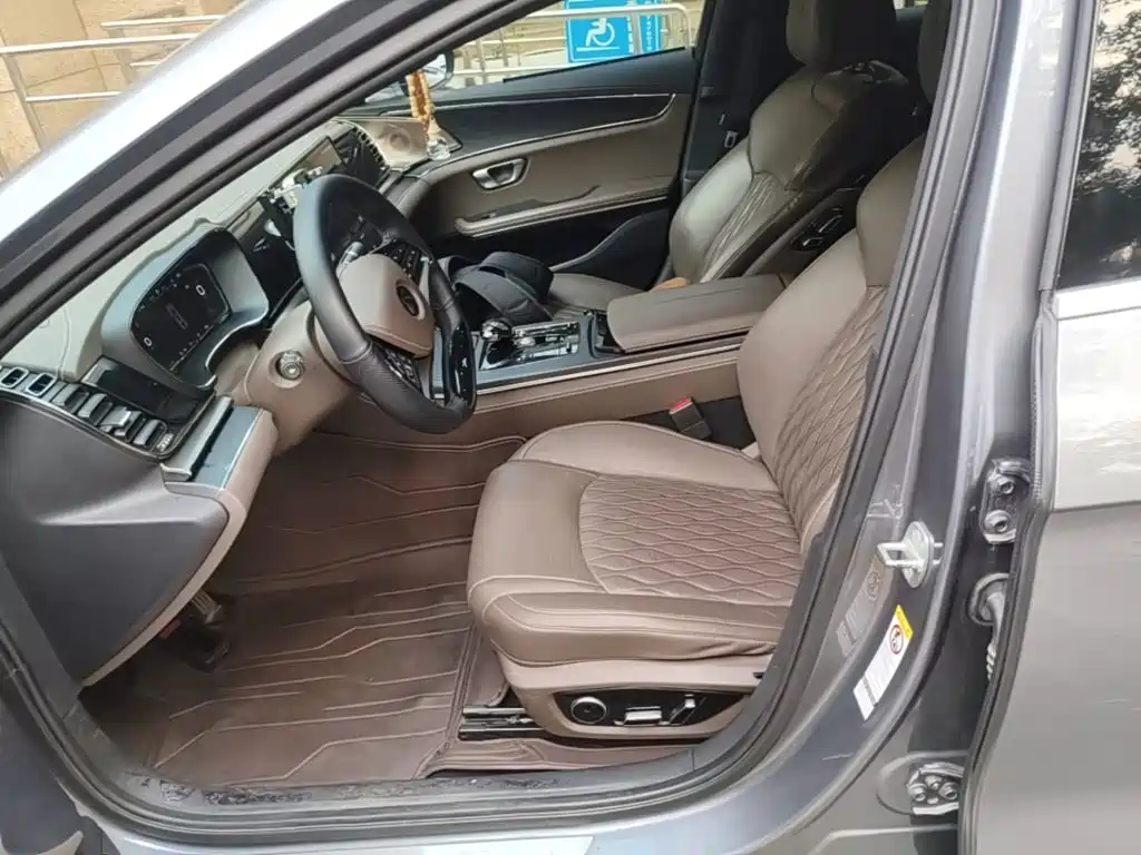 BYD Han — миниатюра 15