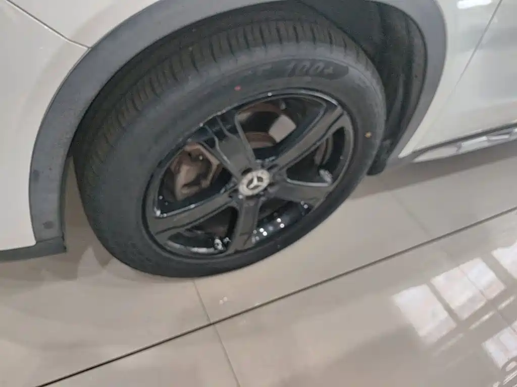 Mercedes-Benz GLA — миниатюра 23