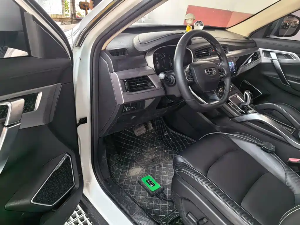 Geely Boyue — миниатюра 16