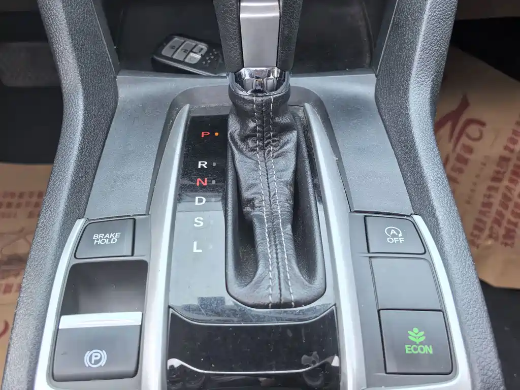 Honda Civic — миниатюра 13