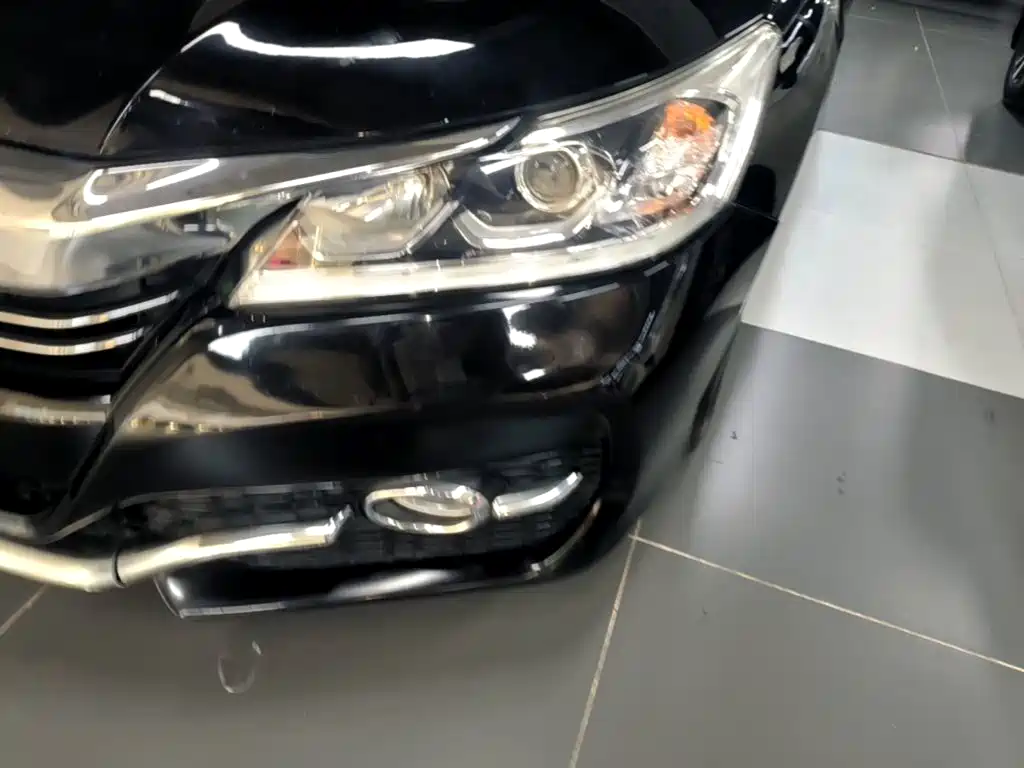 Honda Accord — миниатюра 24