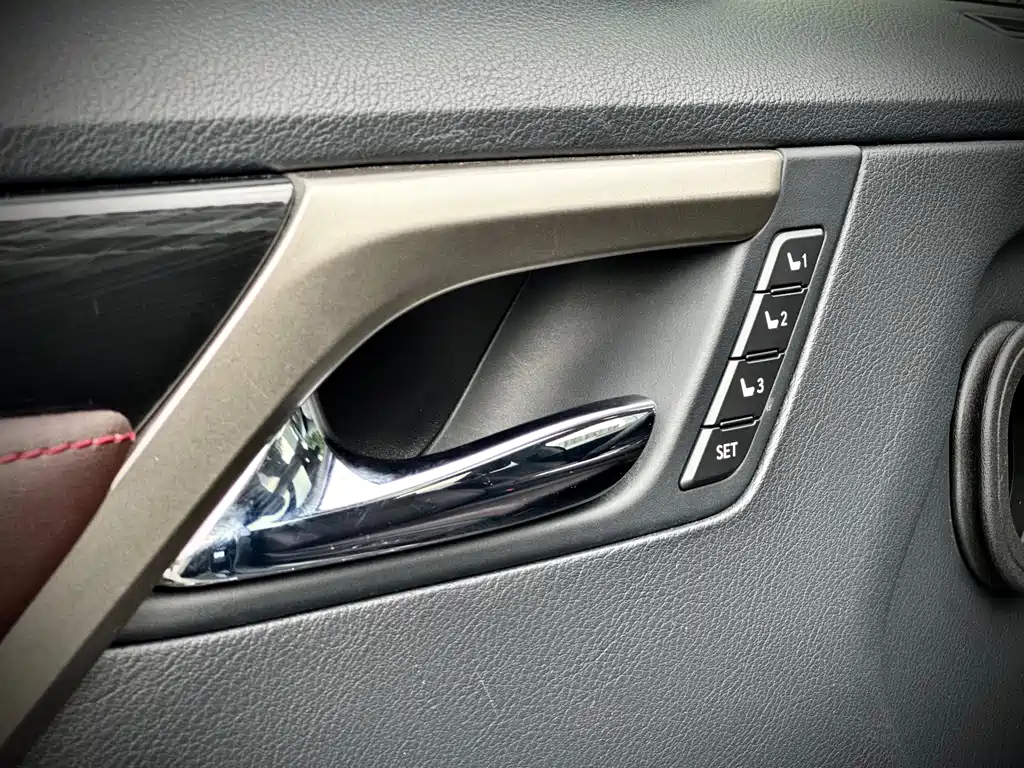 Lexus RX — миниатюра 18