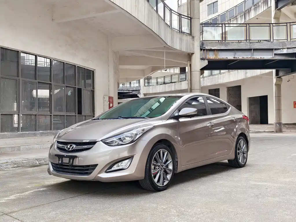 Hyundai Elantra Langdong 2015