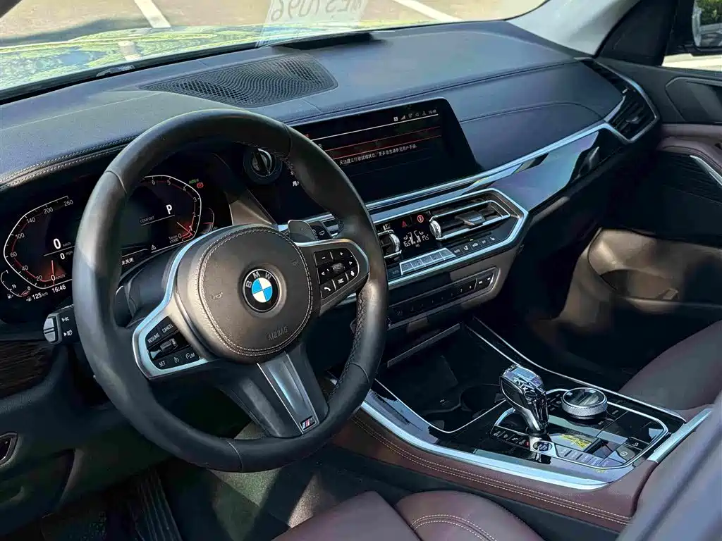 BMW X5 (Import) — миниатюра 11