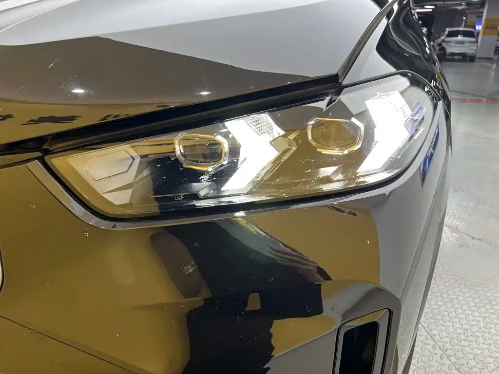 BMW X5 — миниатюра 8