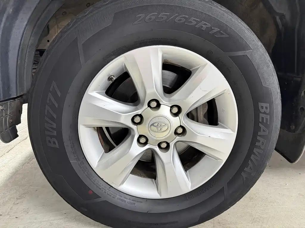 Toyota Prado (Import) — миниатюра 14