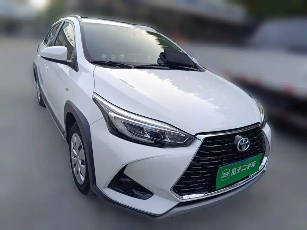 Toyota Yaris L — миниатюра 3