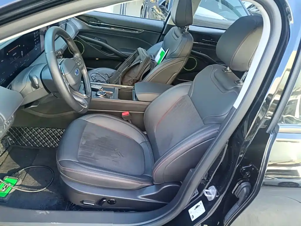 Ford Mondeo — миниатюра 15