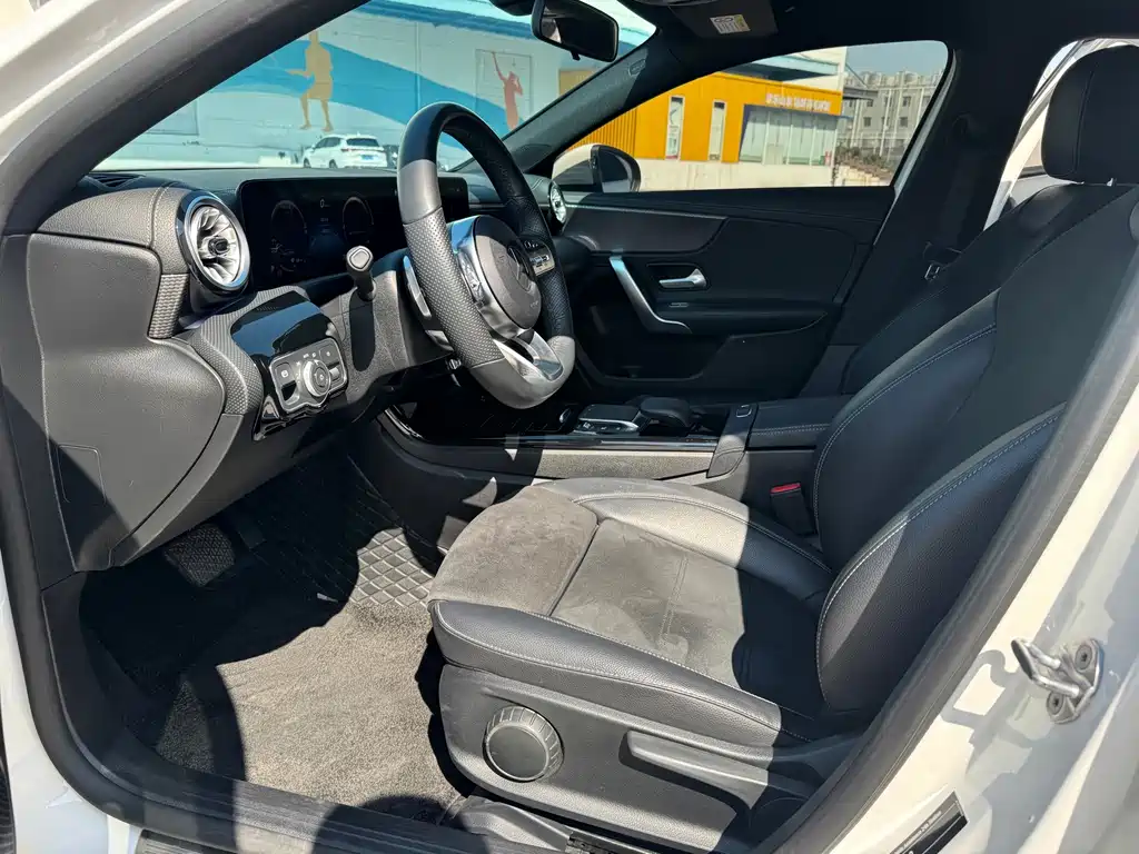Mercedes-Benz A-Class — миниатюра 19