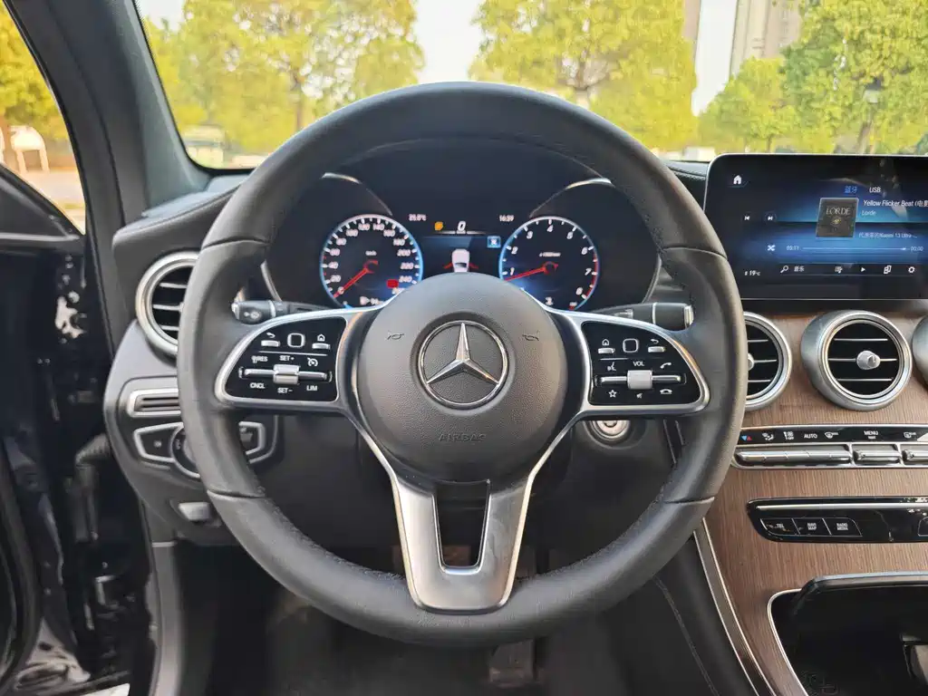 Mercedes-Benz GLC 2021 GLC 300 L 4MATIC