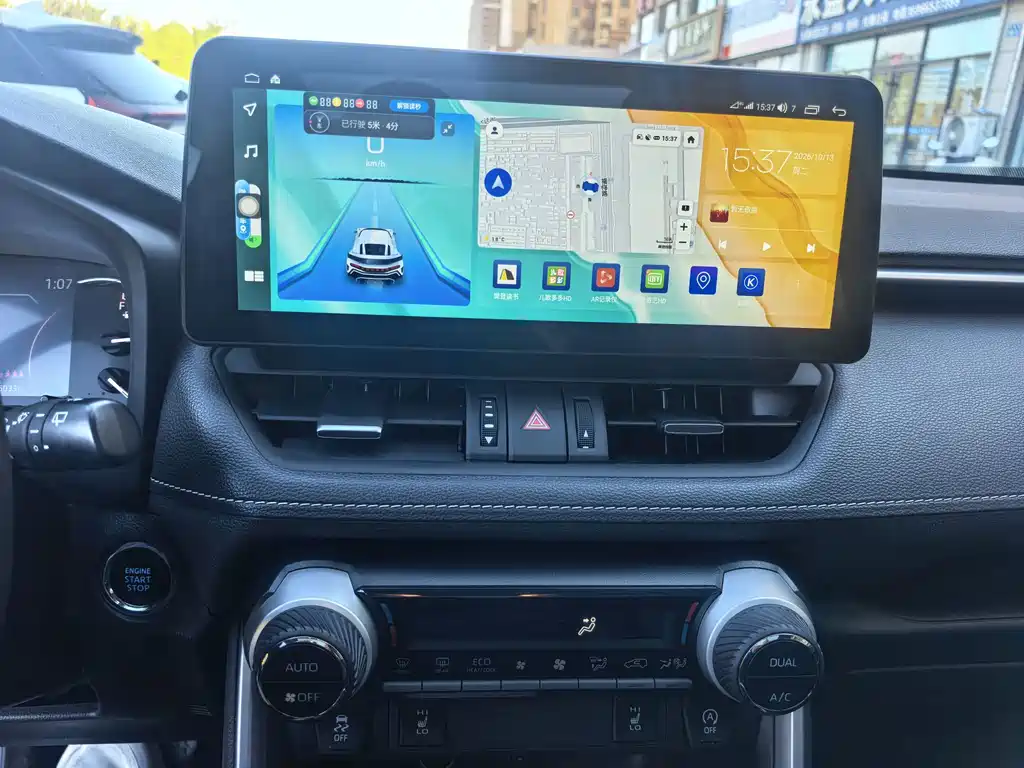 Toyota RAV4 — миниатюра 14