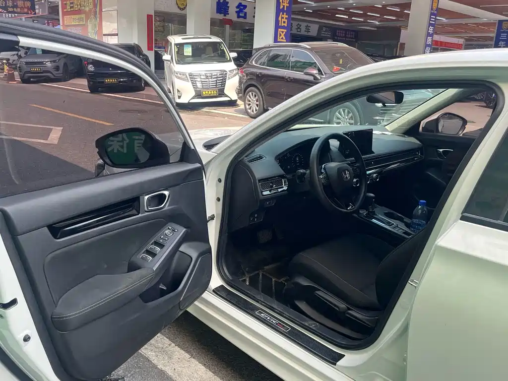 Honda Civic — миниатюра 6