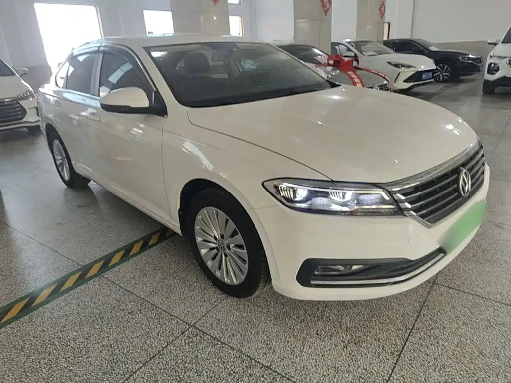 Volkswagen Lavida — миниатюра 4