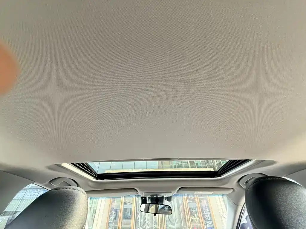 Toyota Camry — миниатюра 20